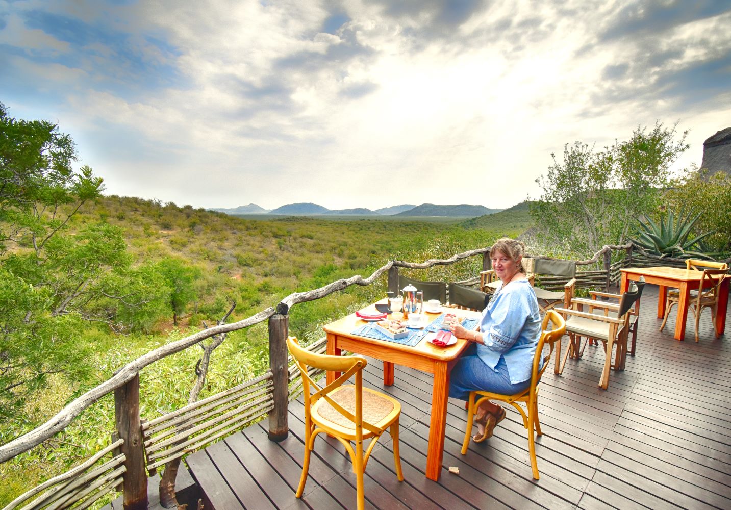 Buffalo Ridge Safari Lodge provides amazing views of the plains & inselbergs