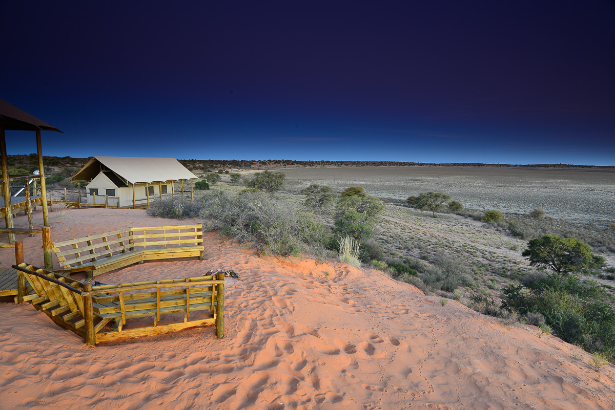 Polentswa Tented Camp has fantastic views over the huge Polentswa pan